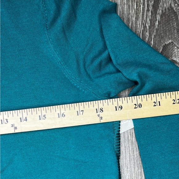 Chico's Cardigan Sweater - Green Longline Open Front (Size M) - Picture 13 of 17